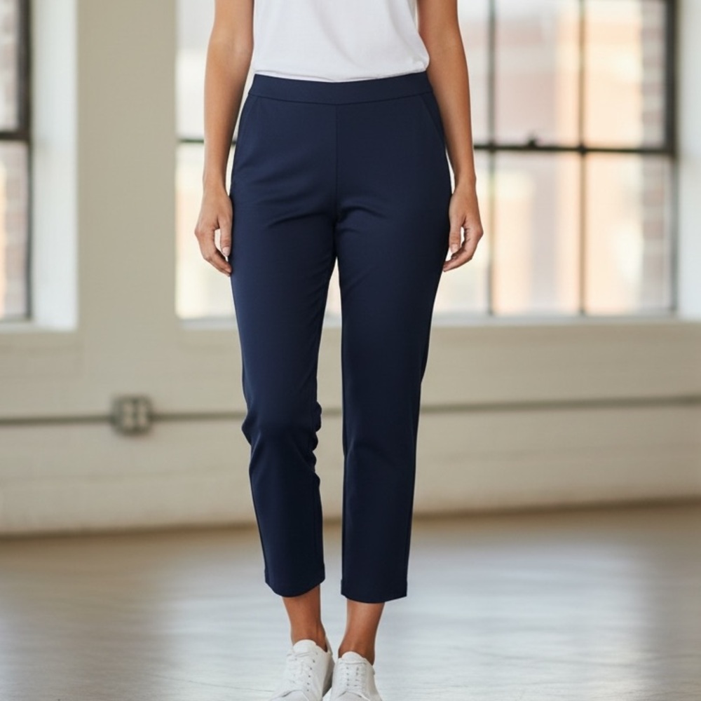 Tail Cropped Navy Blue Athletic Pants with Pockets Size 4